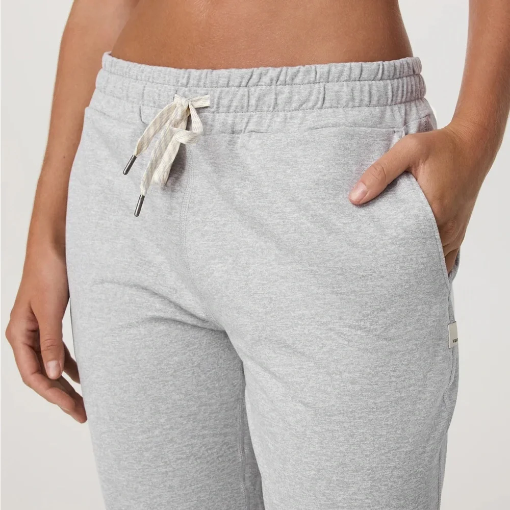 Vuori Heather Gray Lounge Pants - Picture 2 of 7